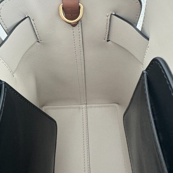 Burberry Small Vintage Check, Triple Stud Tote Bag, Archive Beige - Picture 14 of 14